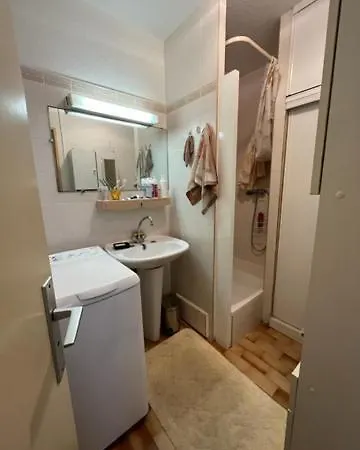 Cap D'agde, De La Roquille 2 Chambres Jardinet